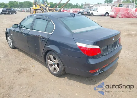2006 BMW 530Xi z USA, uszkodzony, nr VIN WBANF73546CG68797
